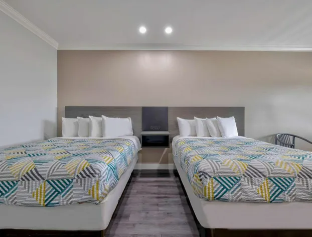 Motel 6 South Gate, CA hotel detail image 4