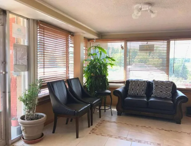 Americas Best Value Inn & Suites Macon at Sunset Dr hotel detail image 2