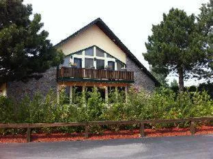 Americas Best Value Inn Plattsburgh hotel detail image 4