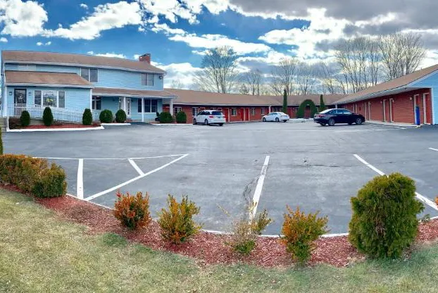 American Inn hotel detail image 1