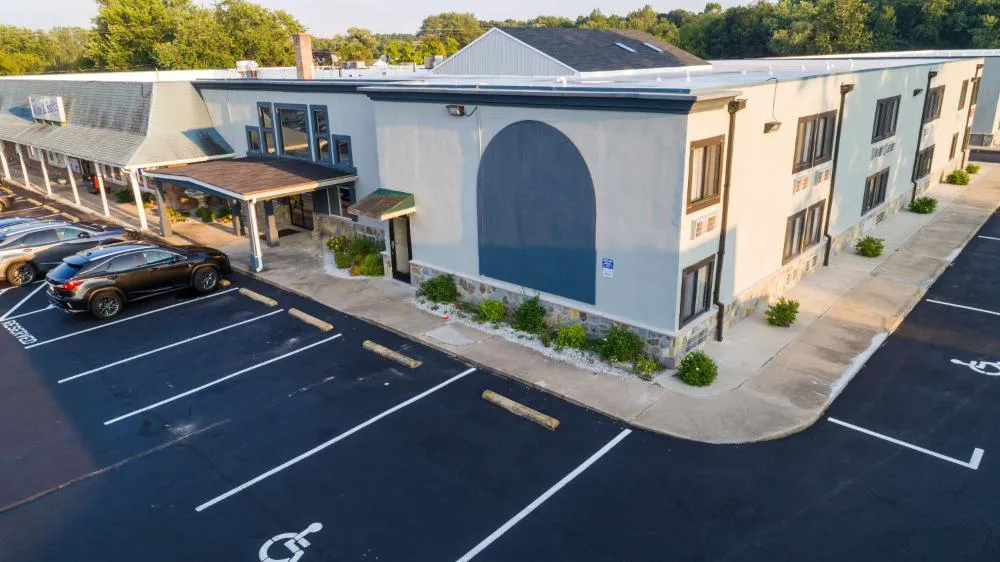 Cambridge Inn hotel hero