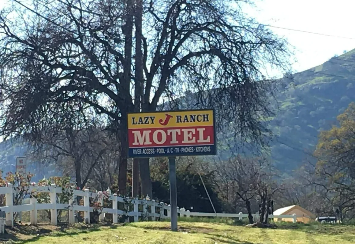 Lazy J Ranch Motel hotel hero