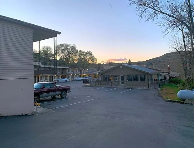 Sunset Inn John Day hotel detail image 3