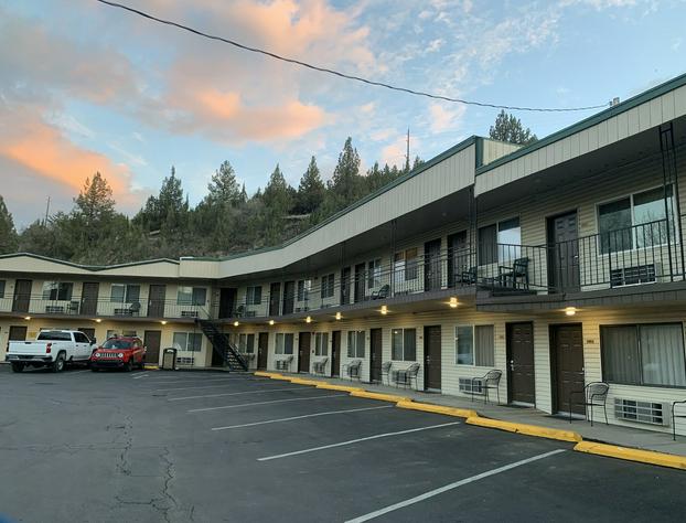 Sunset Inn John Day hotel detail image 1