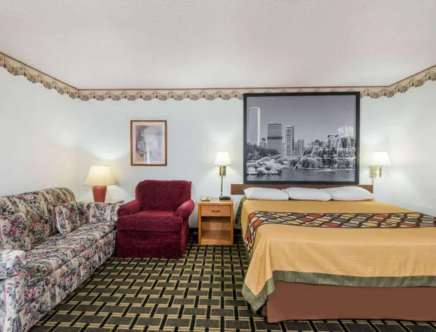 Super 8 by Wyndham Coshocton Roscoe Village hotel detail image 3