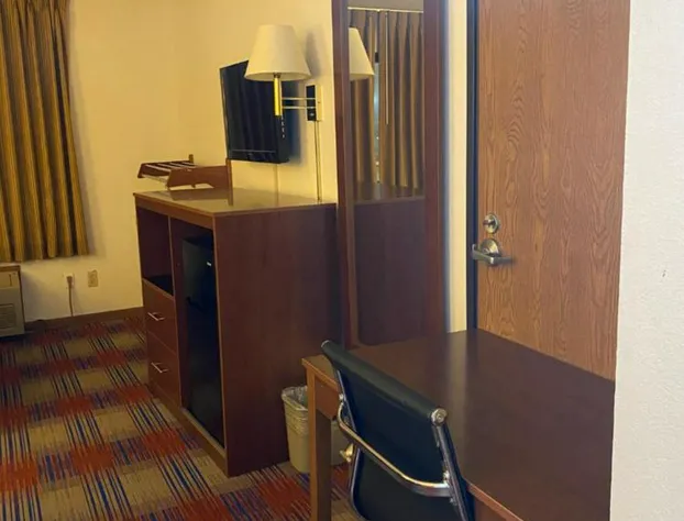 Americas Best Value Inn Champaign hotel detail image 4