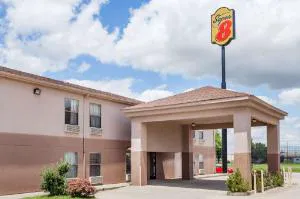 Super 8 by Wyndham Harrisburg hotel hero