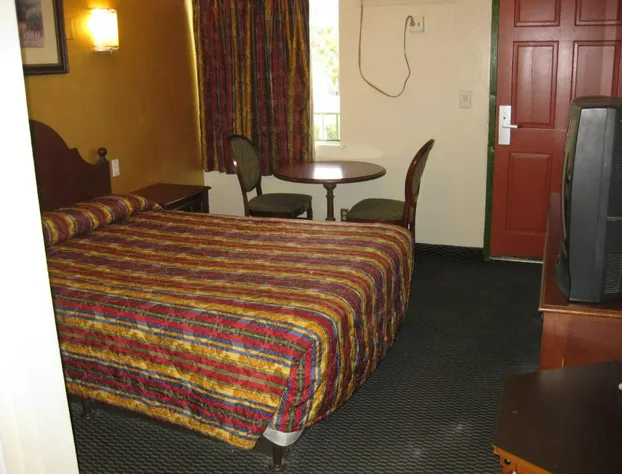 Sunshine Motel hotel detail image 4