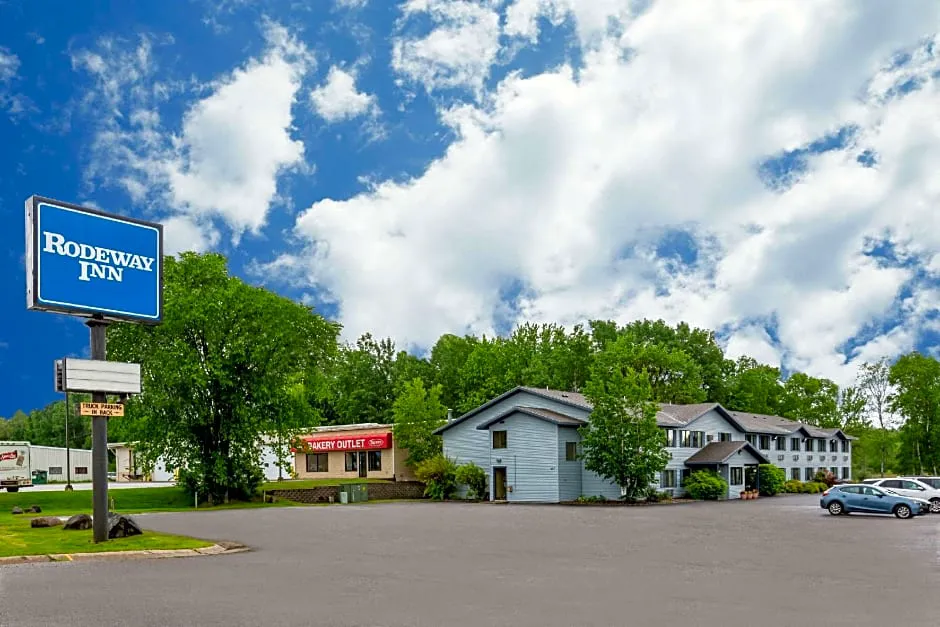 Rodeway Inn hotel hero