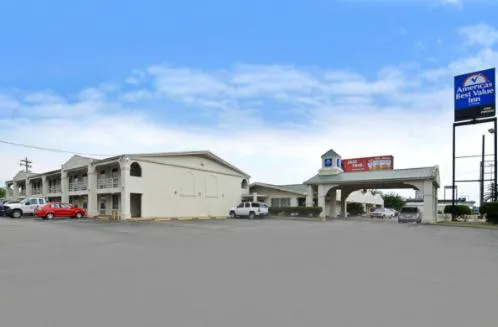 Americas Best Value Inn Beaumont, TX hotel hero
