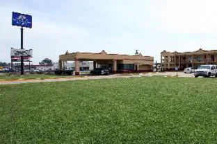 Americas Best Value Inn & Suites Greenwood hotel hero