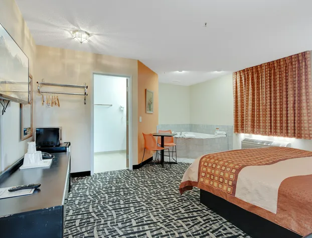 North Town Inn & Suites hotel detail image 4