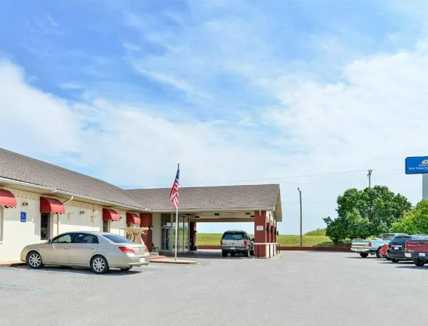 Castle Inn & Suites Anadarko hotel detail image 1