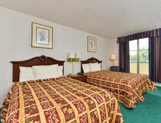 Americas Best Value Inn & Suites South Boston hotel detail image 4