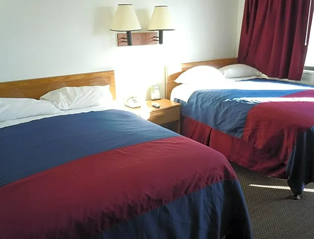 Travelodge by Wyndham Grand Rapids North hotel detail image 1