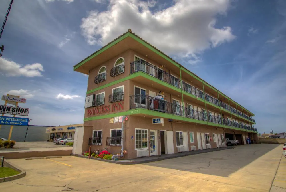 Princess Inn hotel hero