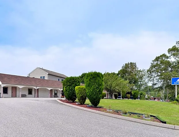 Americas Best Value Inn North Kingstown hotel detail image 2