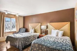 Econo Lodge Oskaloosa hotel detail image 1