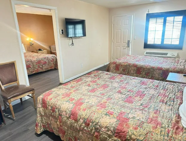 Royal Inn hotel detail image 1