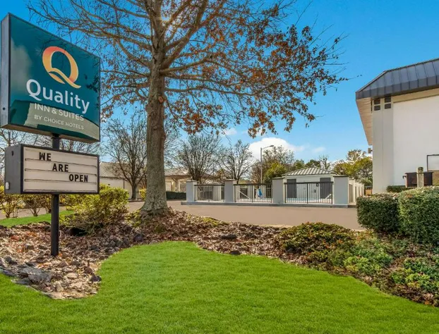 Quality Inn & Suites Aiken South hotel detail image 1