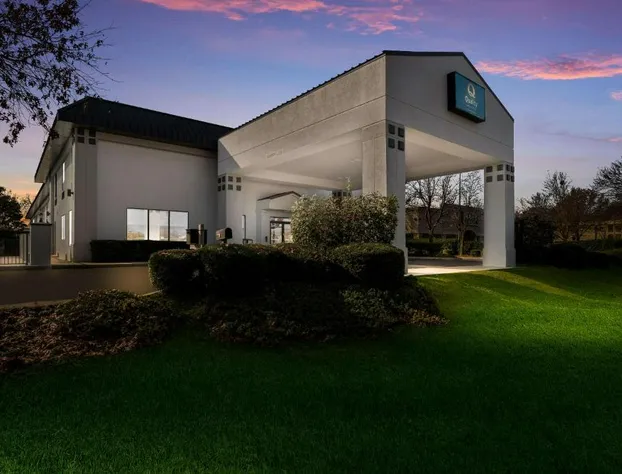 Quality Inn & Suites Aiken South hotel detail image 3