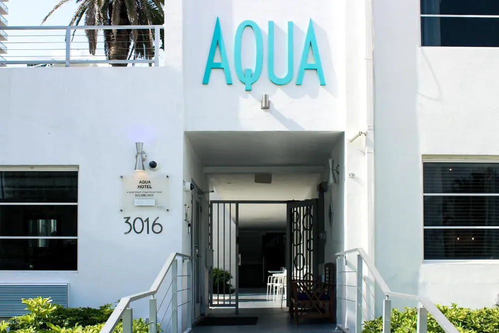 Aqua Hotel hotel hero