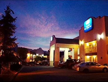 Canada's Best Value Princeton Inn & Suites hotel detail image 1