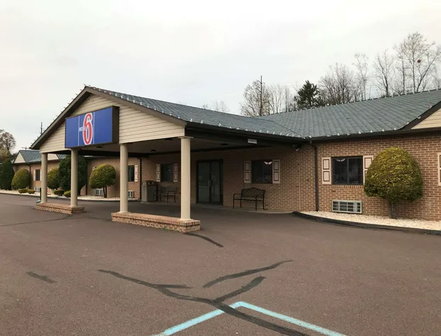 Motel 6 Bloomsburg, PA hotel detail image 2