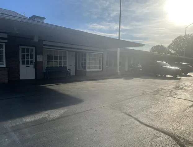 Budget Host Three Crowns Motor Lodge hotel detail image 3