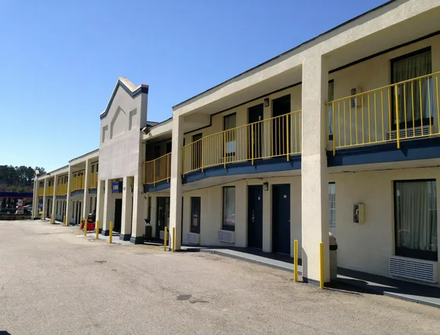 Scottish Inns Augusta hotel detail image 2