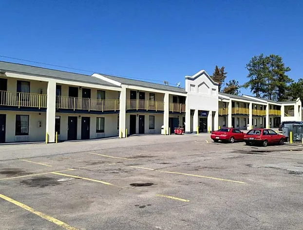 Scottish Inns Augusta hotel detail image 1