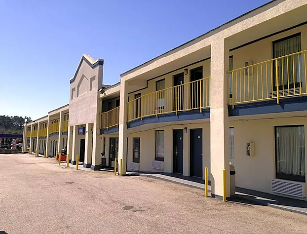 Scottish Inns Augusta hotel detail image 2