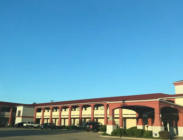 Day N Night Inn hotel detail image 1