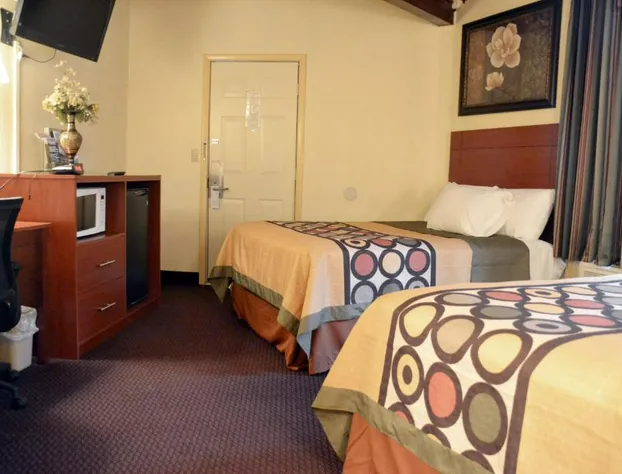 Scottish Inns Potsdam hotel detail image 3