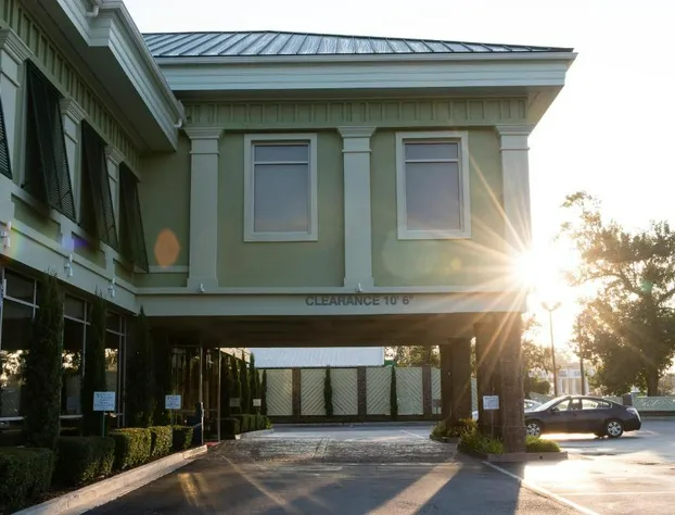 Town & Country Inn and Suites hotel detail image 1