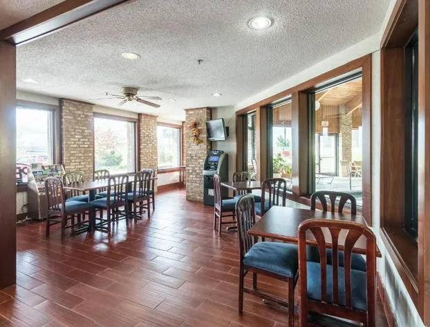 Quality Express Inn & Suites hotel detail image 1