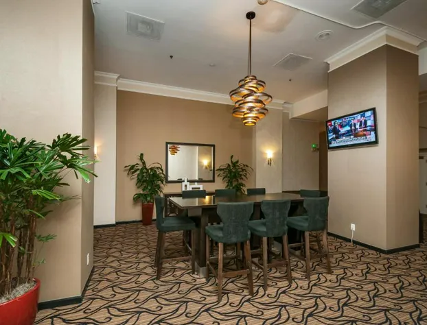 The Pickwick Hotel hotel detail image 3
