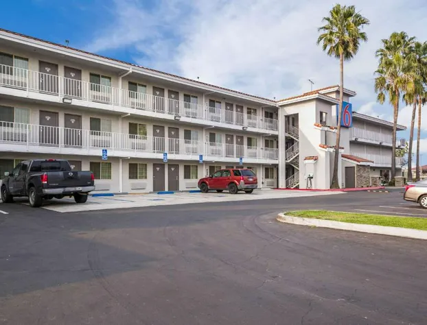 Studio 6 Fairfield, CA - Napa Valley hotel detail image 1