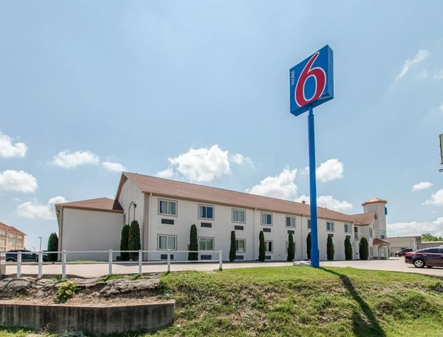 Motel 6-Hutchins TX hotel detail image 1