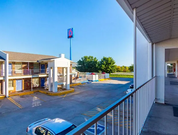 Motel 6 Lawton, OK hotel detail image 2