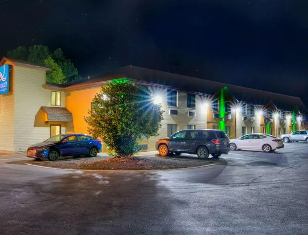 Quality Inn & Suites Metropolis I-24 hotel detail image 1