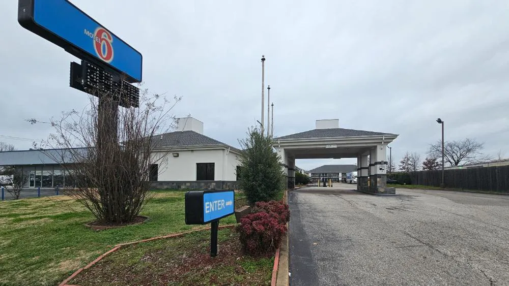 Motel 6 Memphis, TN - Graceland hotel hero