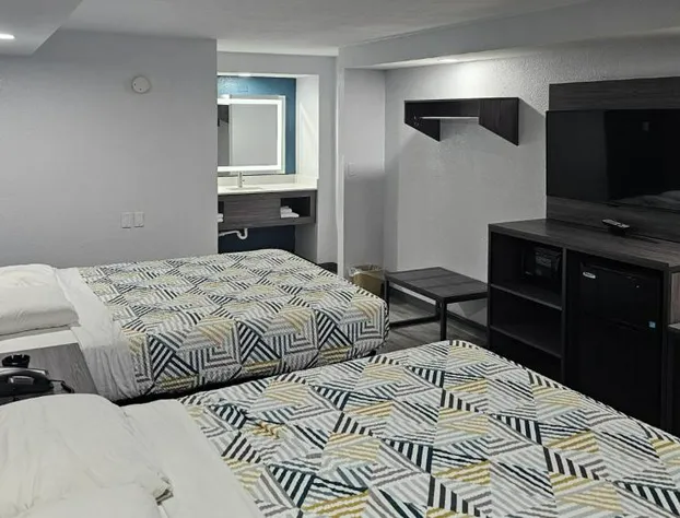 Motel 6 Memphis, TN - Graceland hotel detail image 1