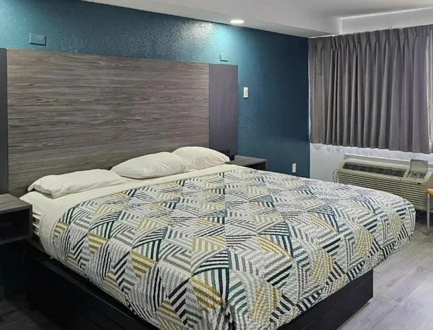 Motel 6 Memphis, TN - Graceland hotel detail image 4