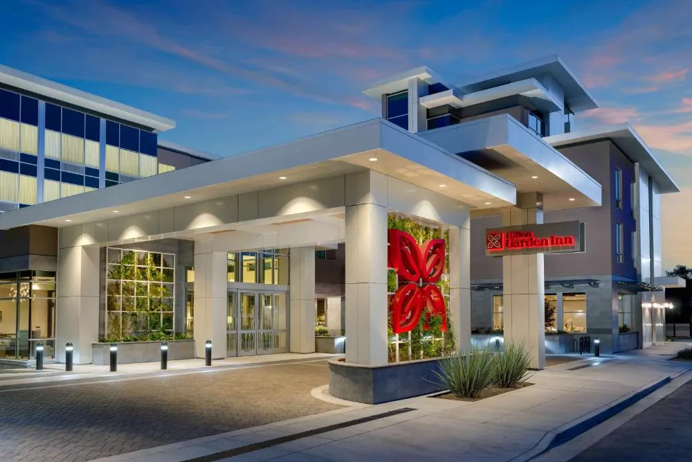 Hilton Garden Inn Palo Alto hotel hero