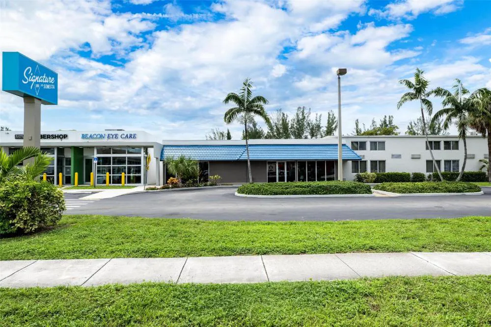 Motel 6-Miami, FL hotel hero