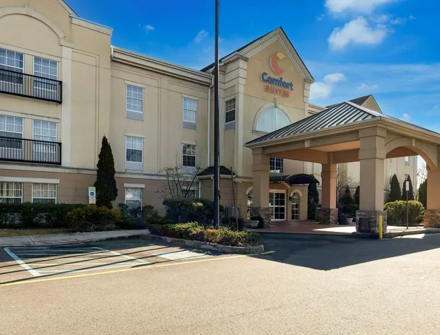 Comfort Suites Near University hotel detail image 1