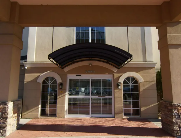 Comfort Suites Near University hotel detail image 3