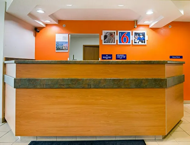 Motel 6 Sycamore, IL hotel detail image 2
