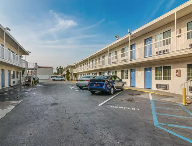 Motel 6 Gardena hotel detail image 3